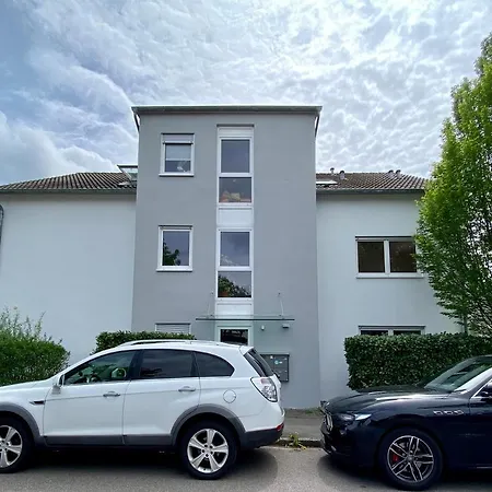 4 Apartment, 125 Qm, Ruhig Und Zentrumsnah, Max 5 Pers, Dachterasse, Garage, 1000 Mbit 公寓